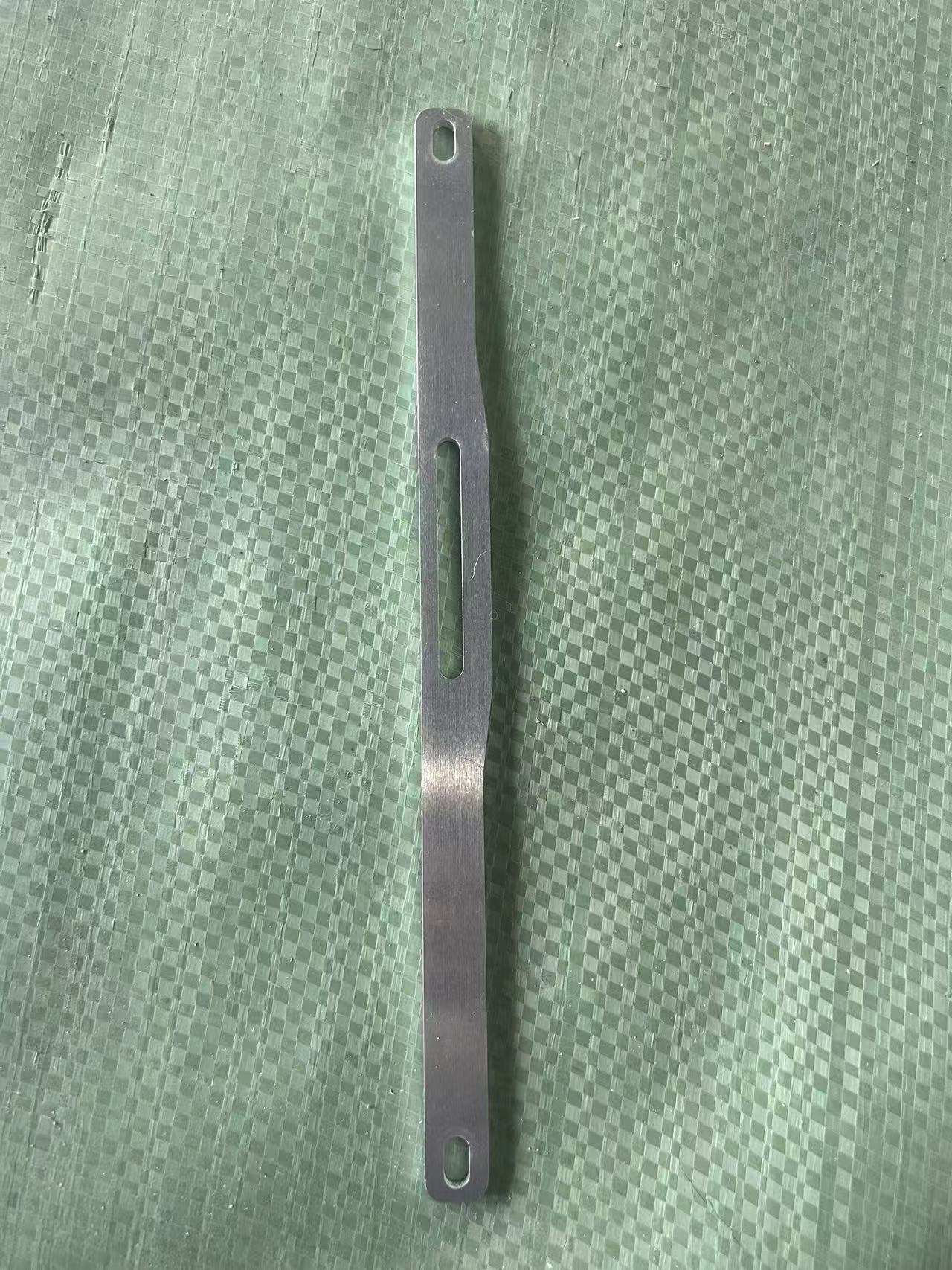 不锈钢长条调节拉杆（激光切割件）(图1)